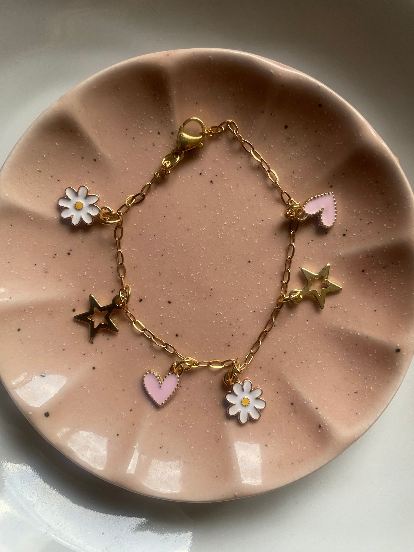 daisy bracelet