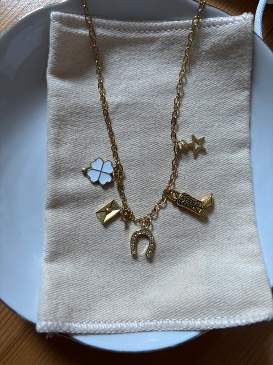 horsegirl necklace