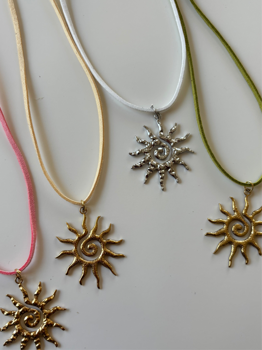 sunni necklace