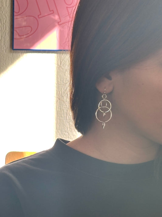 circle earrings