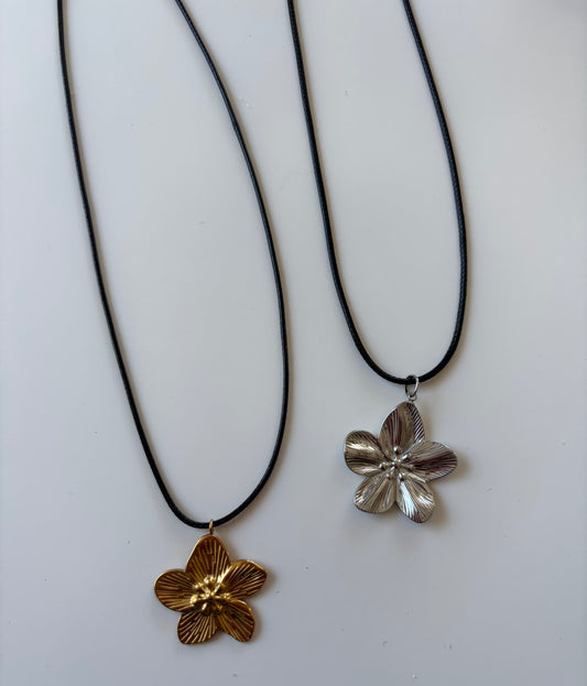 solani necklace