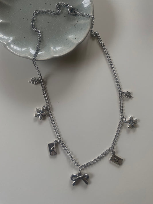 cute silvi necklace