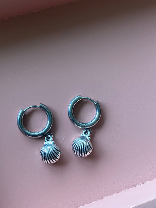 silver shell earrings